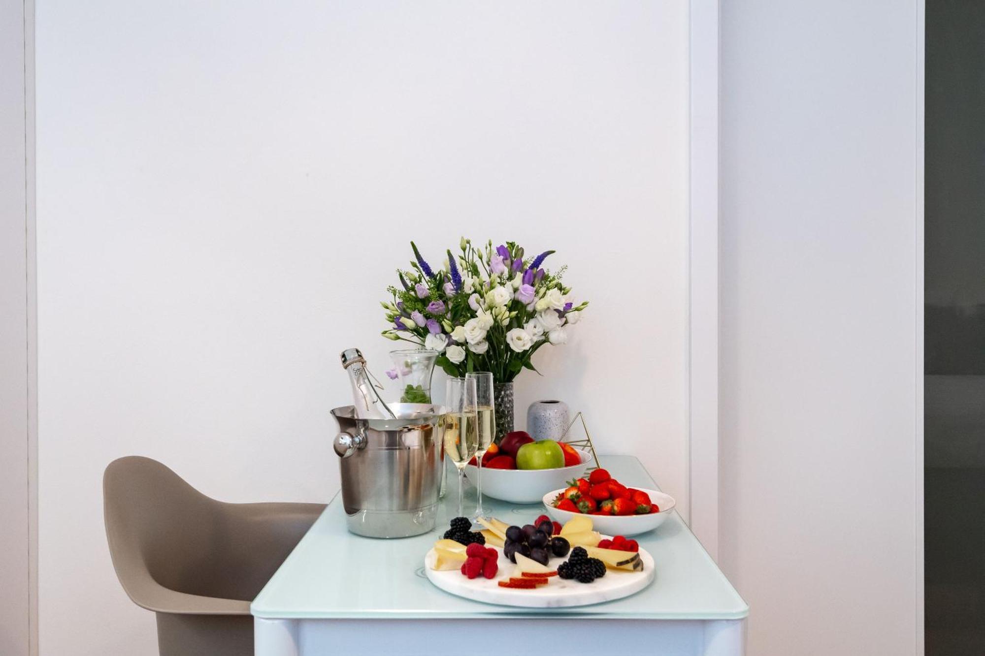 Aparthotel Seven Wishes Boutique By Dwellfort Praag